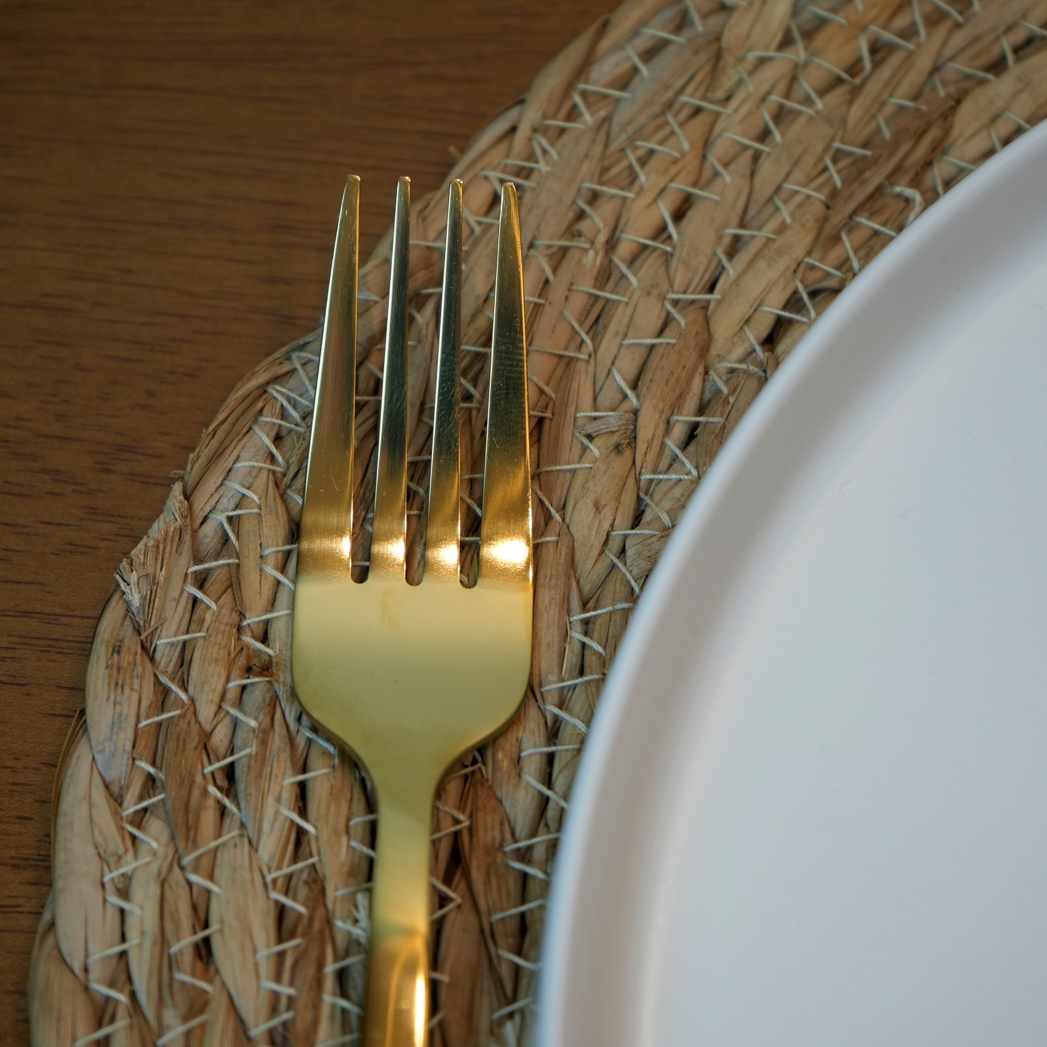 Set de Cubiertos Dorados de Acero Inoxidable 5 Piezas Marley Harmony – Cuchara, Tenedor y Cuchillo